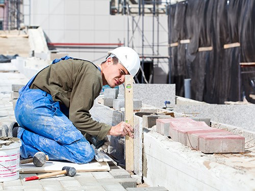 AKTUÁLNÍ SITUACE V OBLASTI ZAMĚSTNÁVÁNÍ, POBYTU A INTEGRACE CIZINCŮ